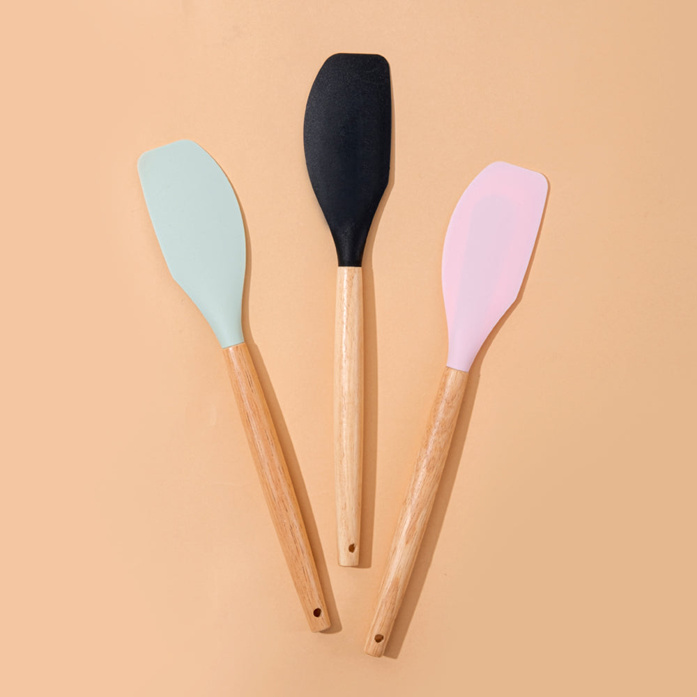 Spatula with Wooden Handle