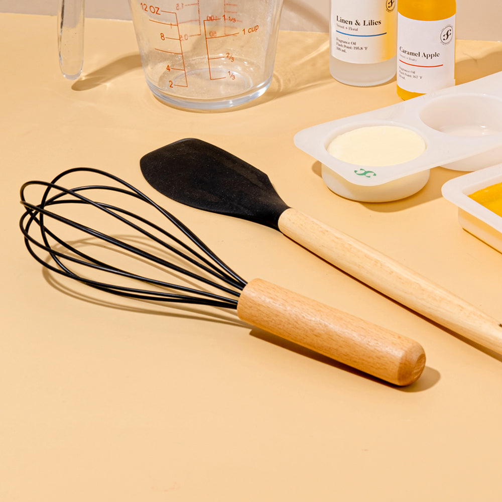 Spatula with Wooden Handle